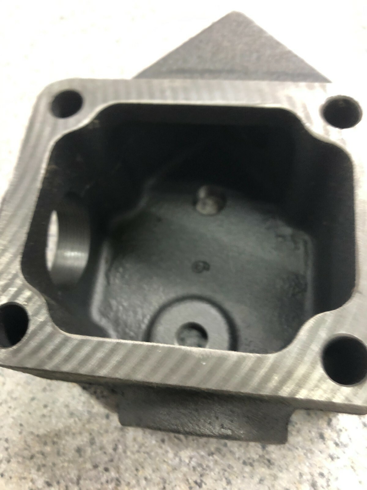 Cummins Engine Heater Housing 3883367 | eBay