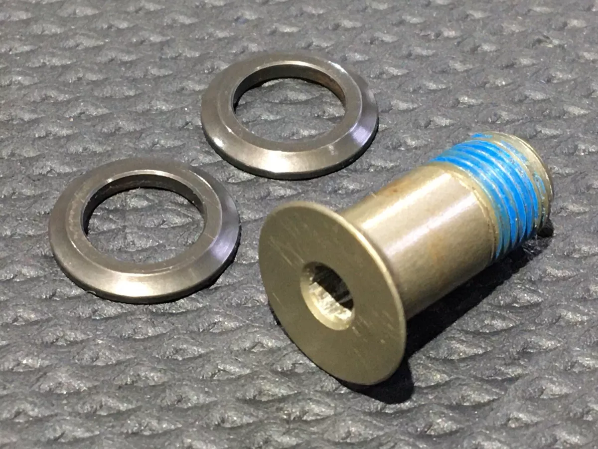 Specialized stumpjumper pivot bolt sales