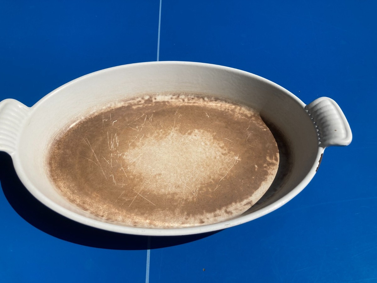 Plat le creuset en fonte ovale ø 20 cm orange bon état à Chassenard