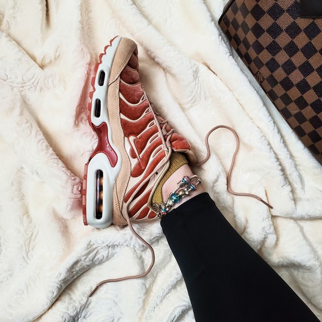 Size 9.5 - Nike Air Max Plus Lux Dusty Peach 2018 for sale online | eBay