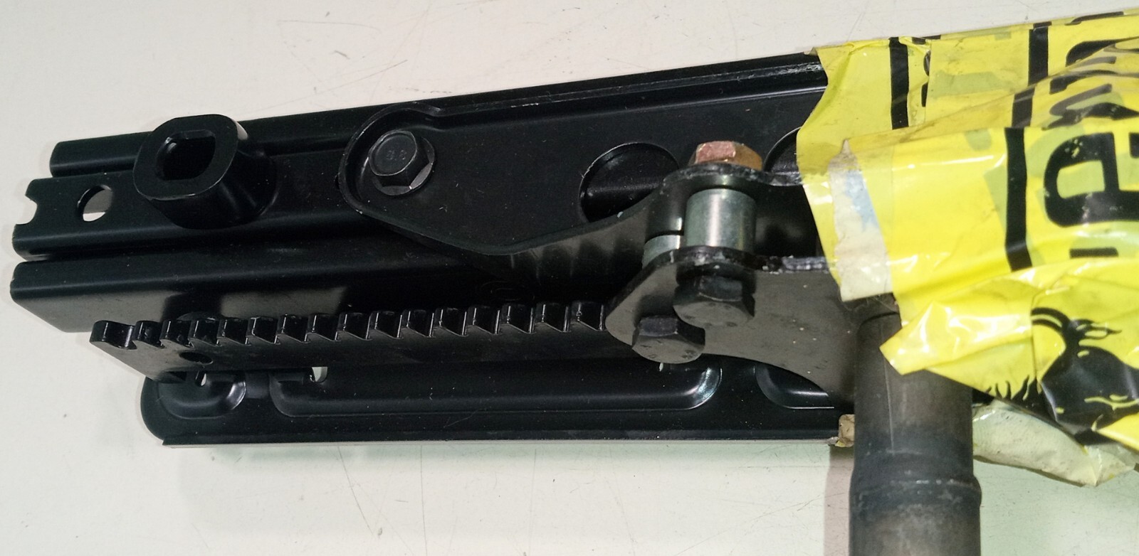 Ferrari 550 Maranello Seat Slide Adjuster Tracks_Transmission Motor_64022800_OE