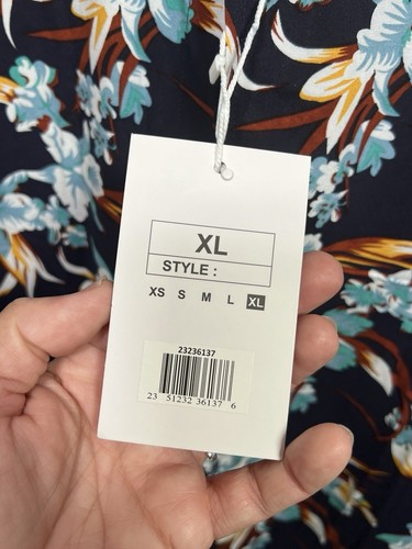 NWT Lot of 2 Bombay Cotton Hawaiian Button Down Shirts Mens Size XL New MSRP $54 - Picture 3 of 16