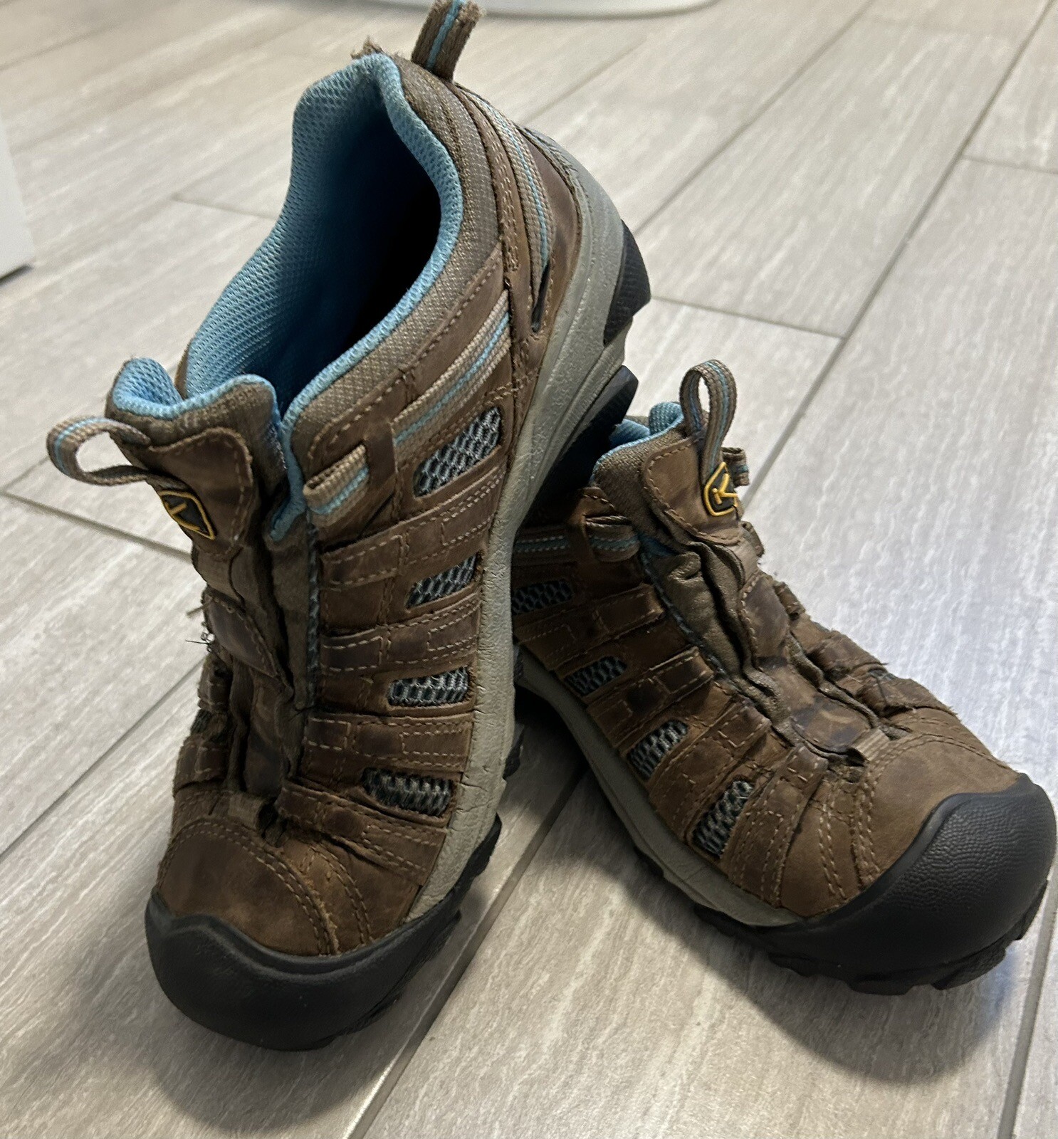 Scarpe da trekking KEEN Voyageur da donna blu Brindle Alaska 7 5 M SKU: ‌245253