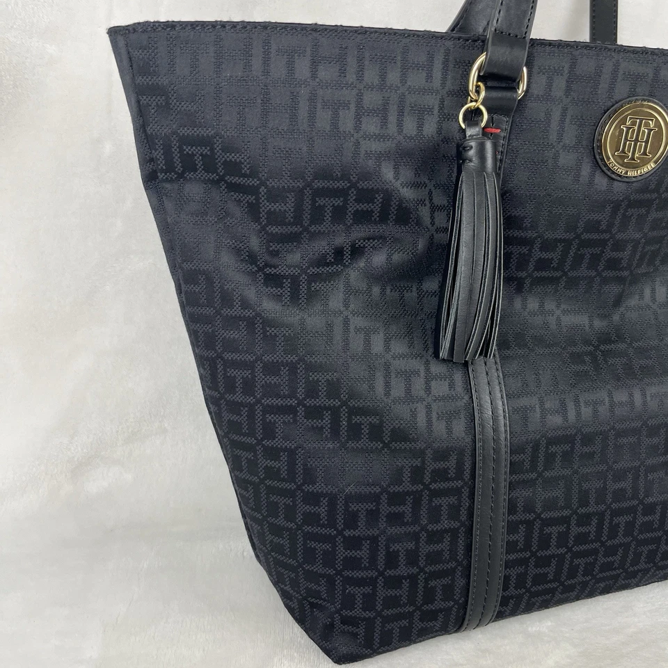 Tommy Hilfiger NEW Tote Women’s Monogram Purse Classic Black  Shoulder Bag NWT - Image 2 of 4