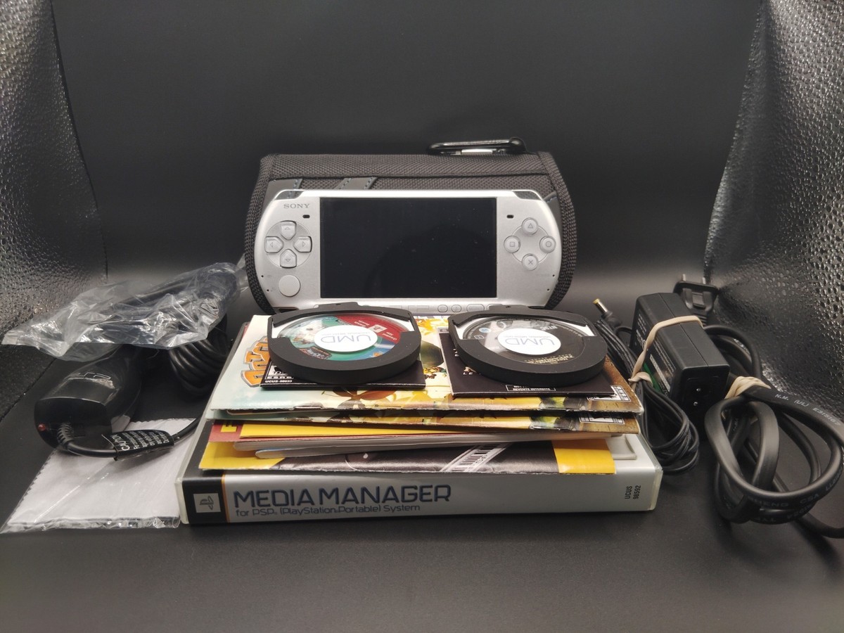 Sony PSP 3000 Ratchet & Clank Limited Edition Bundle Mystic Silver