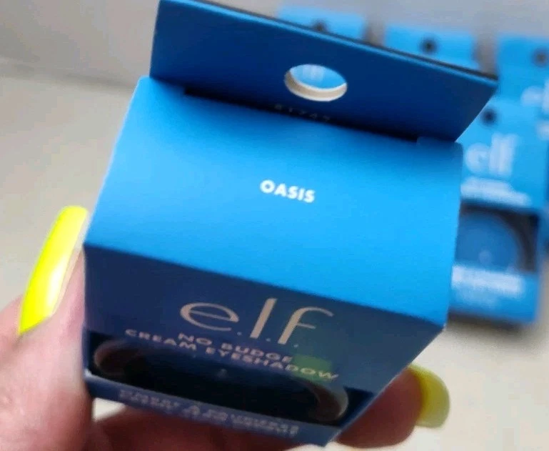 LOTE DE 6 Maquillaje de Ojos ELF “Oasis” Sin Presión en Total Nuevo En Cajas Azul Foto 3 de 4