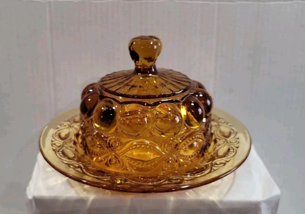 Vintage Amber butter dish in "Eyewinker" pattern by Dalzell/Gilmore/ Leighton