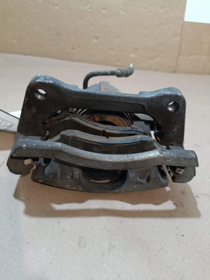 Pinza delantera de pistón único pasajero derecha para caravana 08-16 286230 Foto 2 de 4