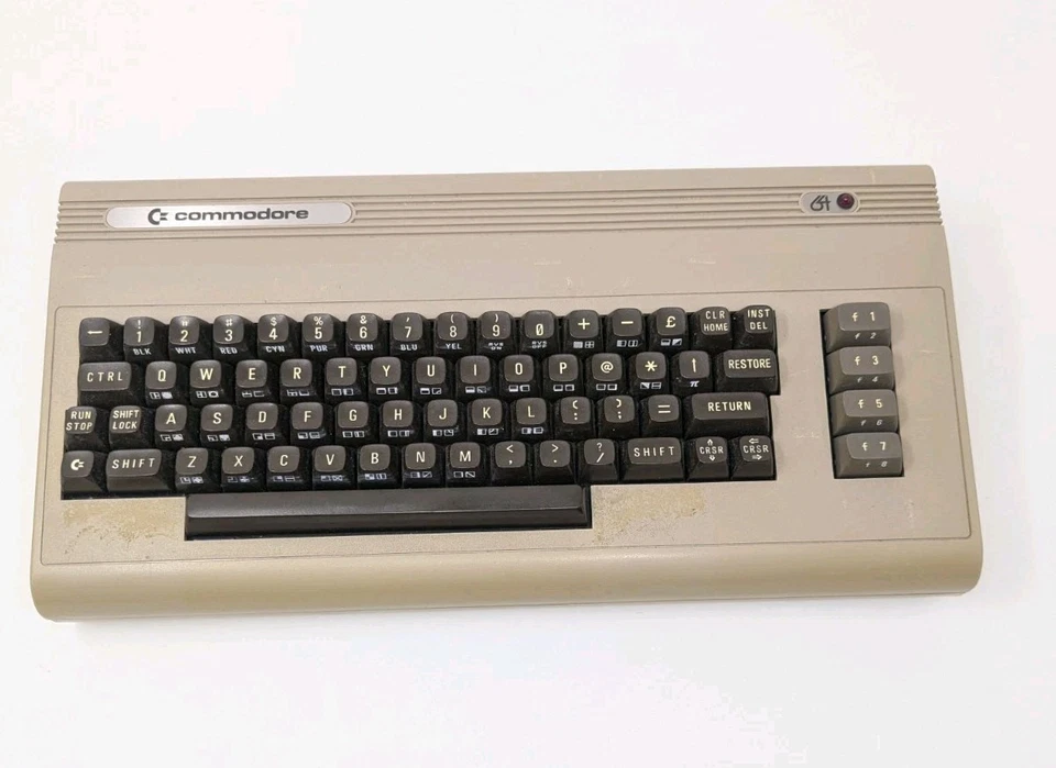 Commodore 64 C64 Silver Label