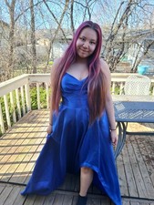 prom dress size 10 blue Unbranded, Only worn once. Spaghetti straps, floor lengt