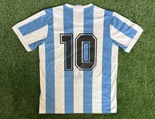 GENUINE MARIO KEMPES SIGNED ARGENTINA 1978 SHIRT, EXACT PROOF SHOWN
