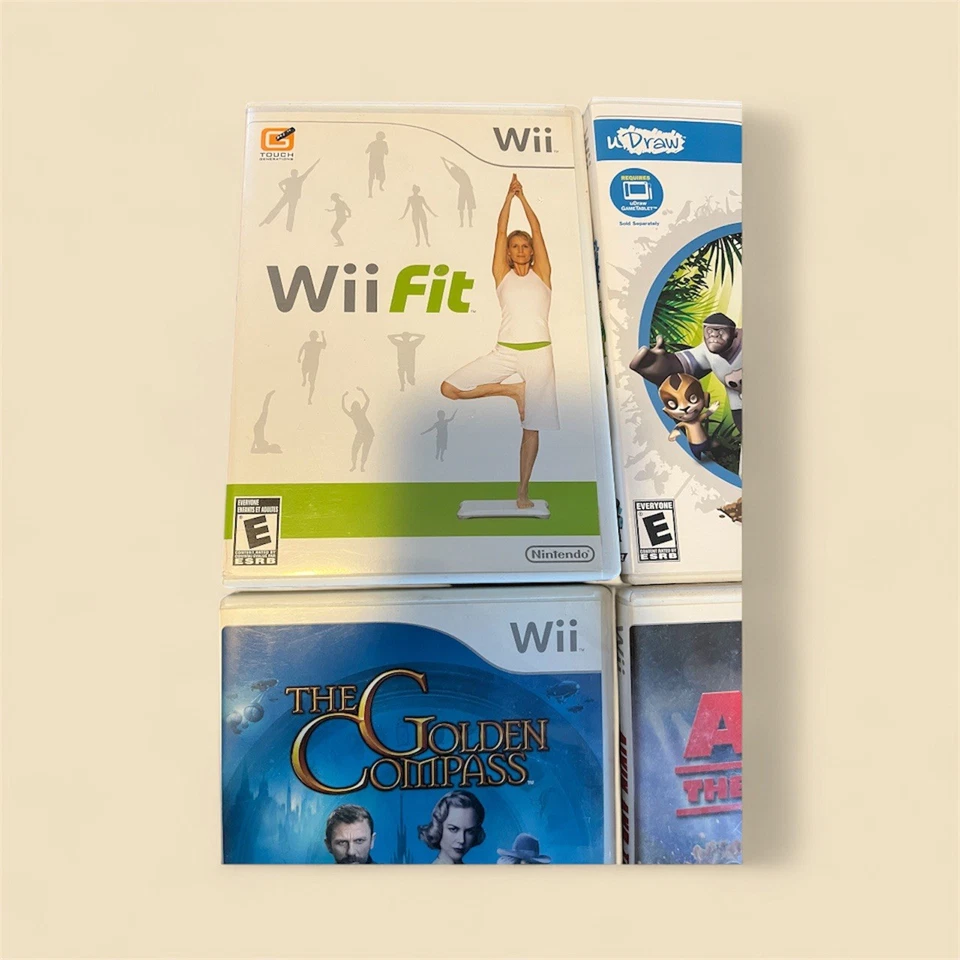 Lot of 9 Wii Games Dj Hero, Wii Fit Golden Compass and More Cases and Booklets - Image 4 of 4