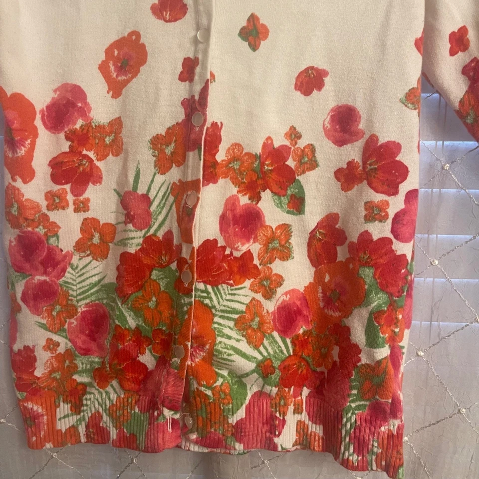 Laura Scott Floral Cardigan Sweater Women's Medium White Pink Orange Flowers - Image 4 of 4