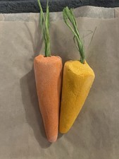 Lush Limited Edition Carrot Reusable Bubble Bar Duo Orange  Yellow
