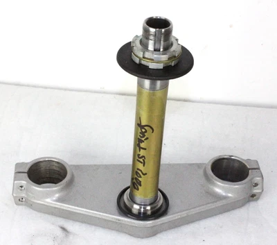 Triumph Sprint ST 1050 ABS 2006 - 2009 Gabelbrücke unten LOWER YOKE - Bild 1 von 3