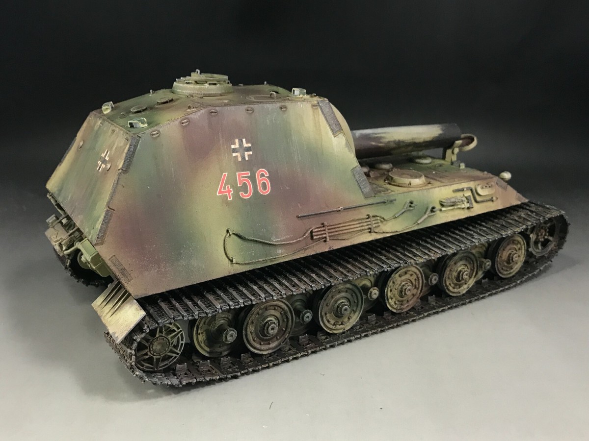 1/35 Built Amusing Hobby 35A014 German 30.5cm Morser Bar SPG Tank