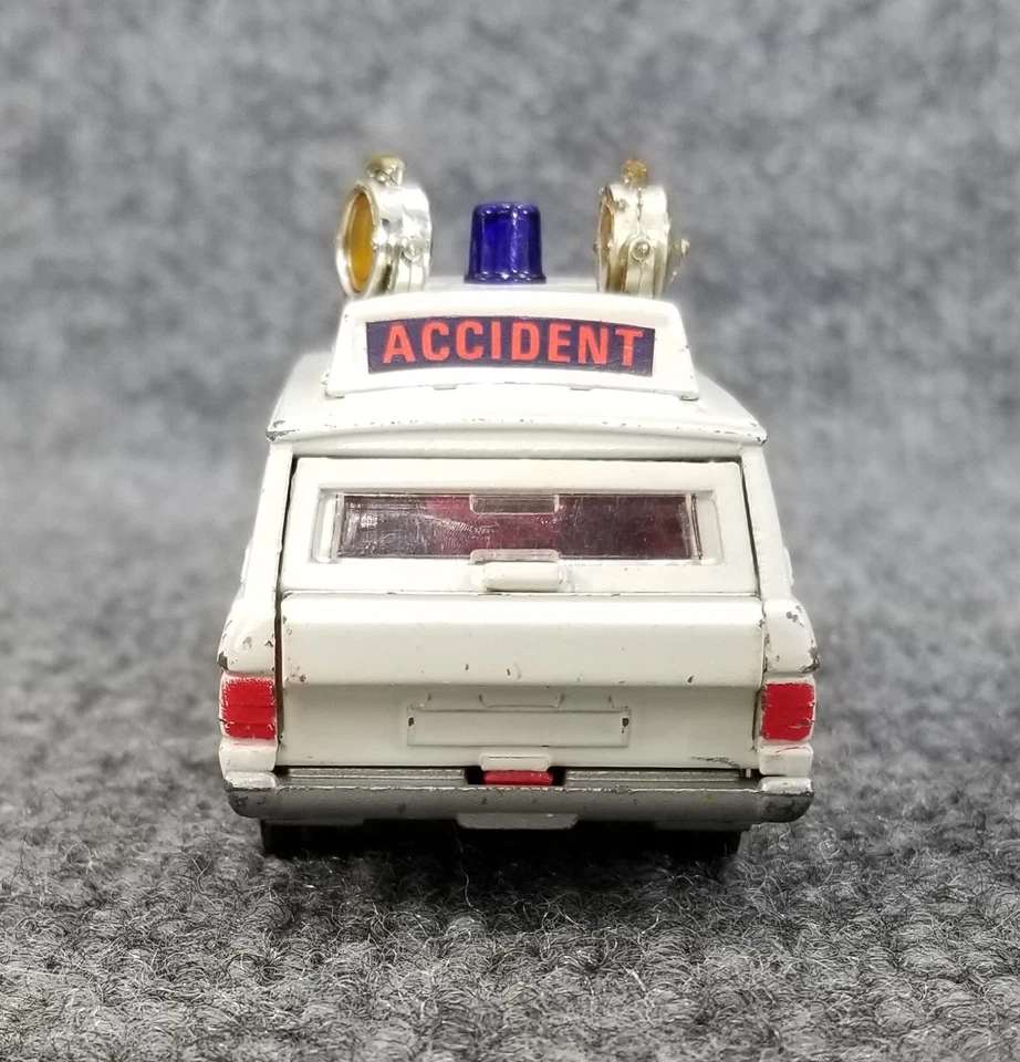 RUEDAS CORGI TOYS WHIZZ VIGILANT RANGE ROVER DE COLECCIÓN HECHAS EN GT BRITAIN Foto 4 de 4