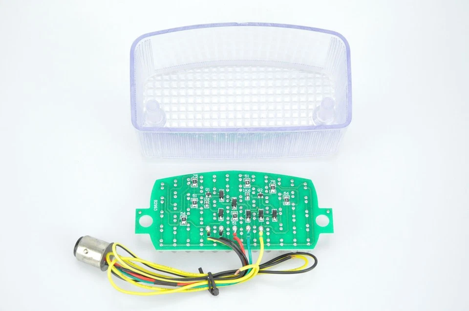 Luz trasera LED señal apta para Honda SPIRIT/RS/MAGNA 750 REBEL300/500 XL XR CB1 transparente Foto 2 de 2