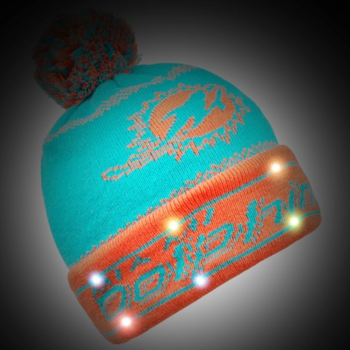 KNIT POM POM KNIT HAT BEANIE 