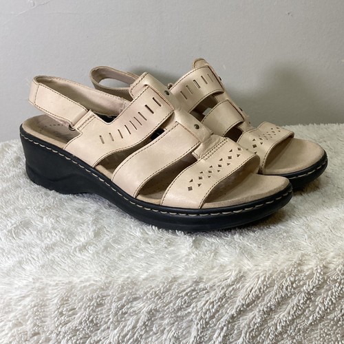 Clarks Collection Leather Cut-Out Comfort Sandals Lexi Qwin Tan Women's  Size 10W | eBay