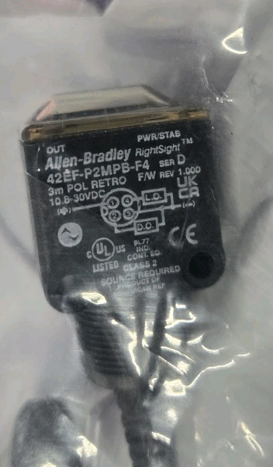 NEW Allen Bradley 42EF-P2MPB-F4 Polarized Retroreflective Photoswitch Brand New - Image 2 of 3
