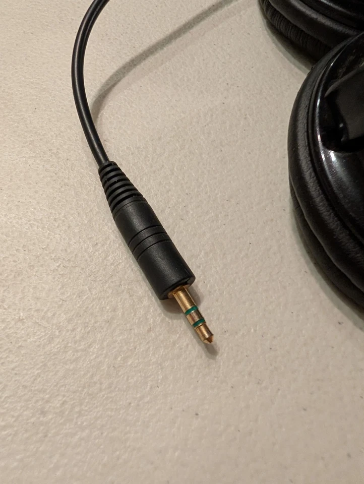 PylePro Profesional DJ Auriculares Hi-Fi Sonido Estéreo DJ Auriculares con Cable Foto 2 de 4