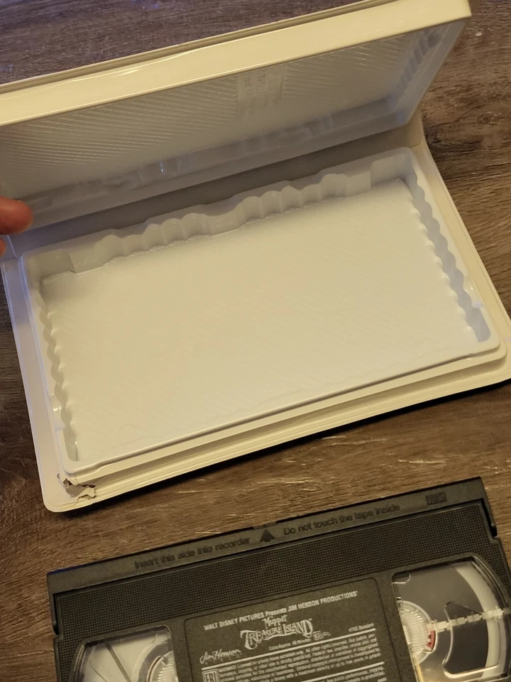 Muppet Treasure Island Original Vhs - Image 4 of 4