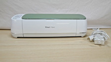 Cricut Maker CXPL301 Smart Cutting Machine Powers On READ