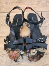 Hush Puppies Black Strappy Sandals - Leather Ladies Size 5 - Holiday Sunshine