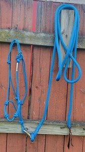 NEW Professional  1/4" Stiff 4 Knot Rope Halter - Premium 12' Lead Rope Set BLUE