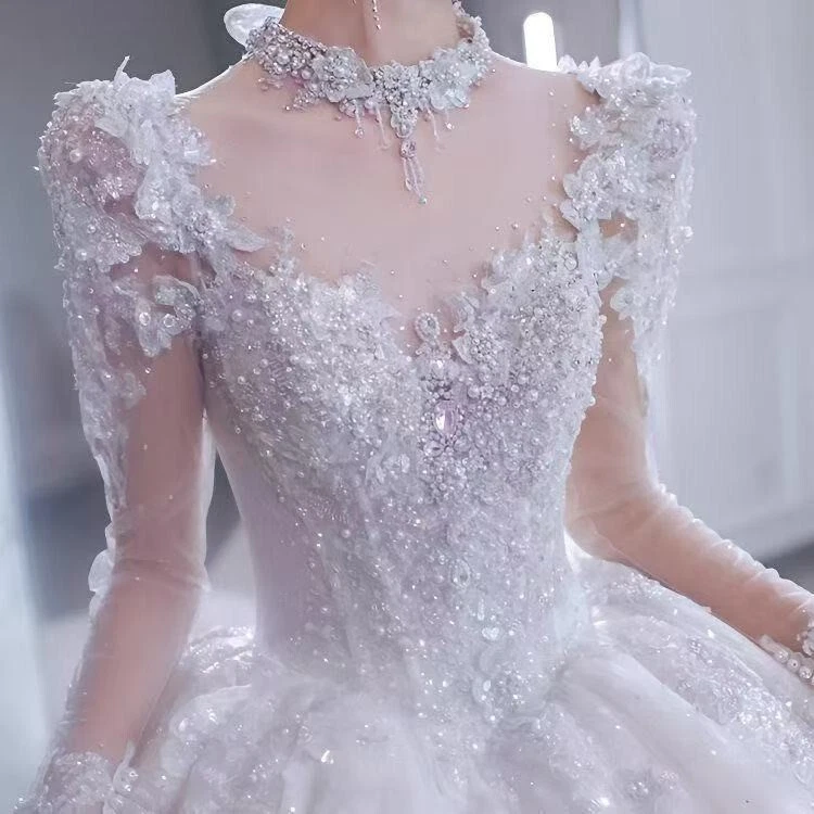 2025 Nueva Llegada Vestido de Novia Vestido de Novia Envío Rápido Personalizar Talla Servicio Foto 3 de 4