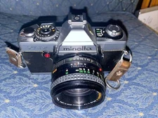 Vintage Minolta XG 7 35mm camera W/ Minolta ROKKOR-X 50mm 1.7 Lens Untested