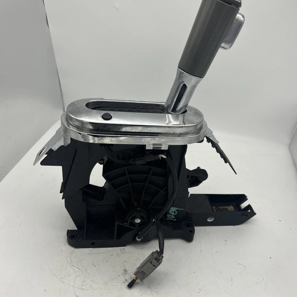 2004-2008 Ford F150 Automatic Floor Gear Shift Shifter Assembly OEM - Image 4 of 4