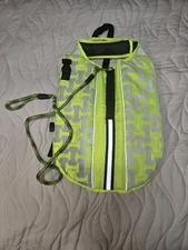 Dog Reflective Yellow Floatation Vest,  Large 55 To 85 Lbs EUC With Leash