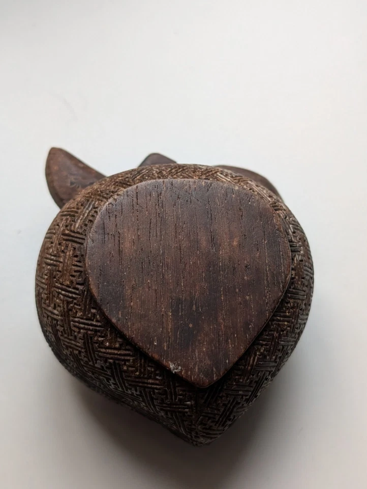 Antigua caja de regalo china tallada de madera blanco y rosa melocotón, dinastía Ming Foto 3 de 4