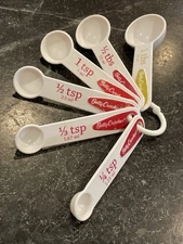 Vintage Betty Crocker Measuring Spoons Set of 6 White With Red Accent