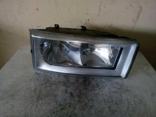 Faro Izquierdo para IVECO DAILY FURGÓN 35 - S 12 Caja cerrada 2005 220265