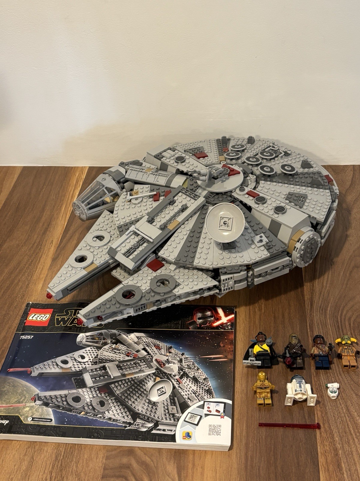 LEGO Star Wars 75257 Millenium Falcon 100% Complete