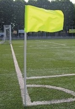 (07) SET 4 PALI CALCIO D'ANGOLO + BANDIERINE + CLIP + BUSSOLE CON TAPPO SNODATI