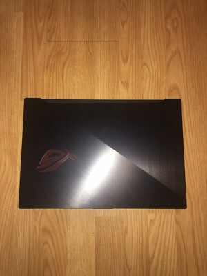 ASUS ROG Zephyrus S GX701GW-DB76 17.3'' 1TB SSD, GeForce RTX 2070, Intel Core i7