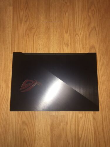 ASUS ROG Zephyrus S GX701GW-DB76 17.3" 1TB SSD, GeForce RTX 2070, Intel Core i7 - Picture 1 of 9
