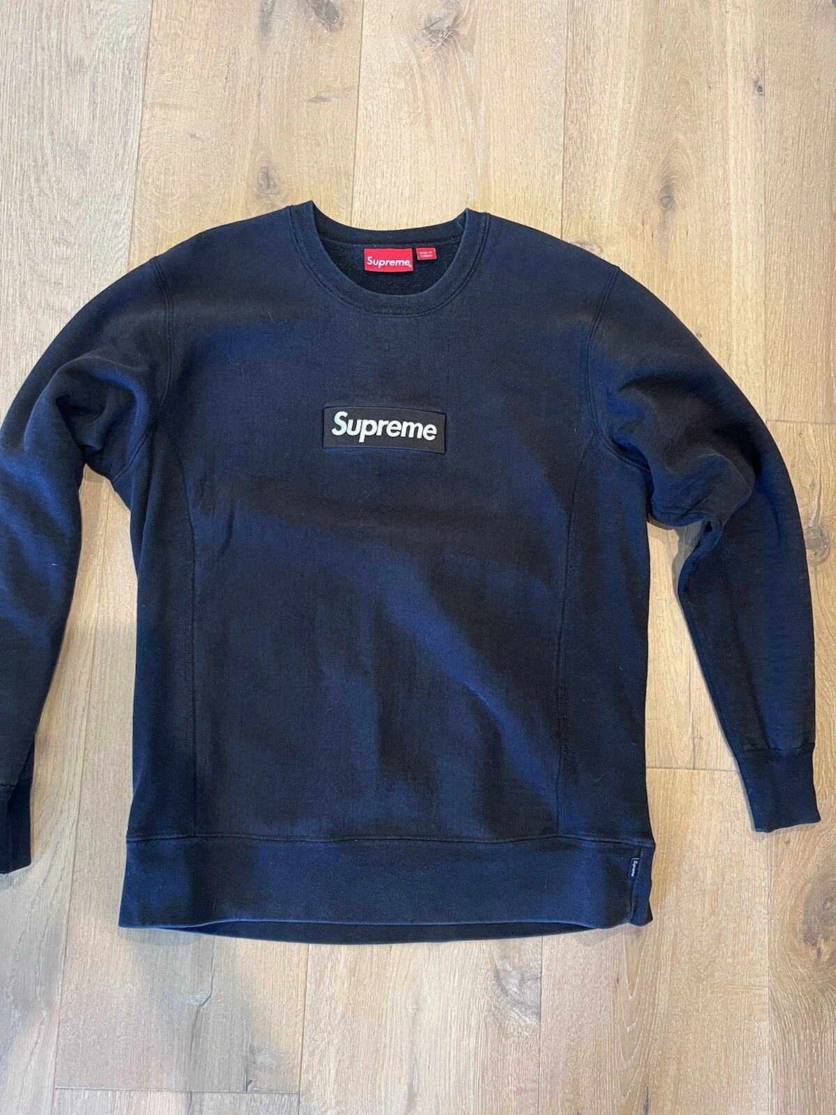 Sweat col rond grand noir logo Supreme Box excellent état