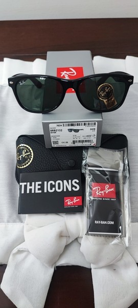 Occhiali Da Sole Marca Ray-Ban Modello New Wayfarer 0RB2132-image