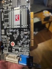 Radeon 7000 32mb V/d/vo Pci