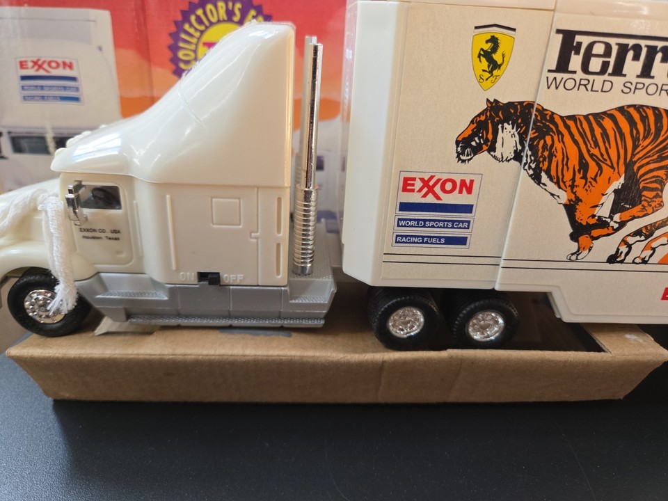 1995 EXXON COLLECTOR'S EDITION RACE CAR CARRIER 4TH IN SERIES With 4 ...