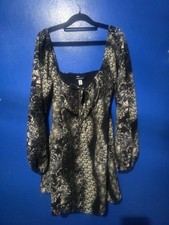 UO Vivienne Printed Long Sleeve Mini Dress Preowned Size Large