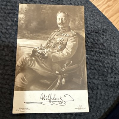 Vintage postcard of Kaiser Wilhelm II with printed signature #1600