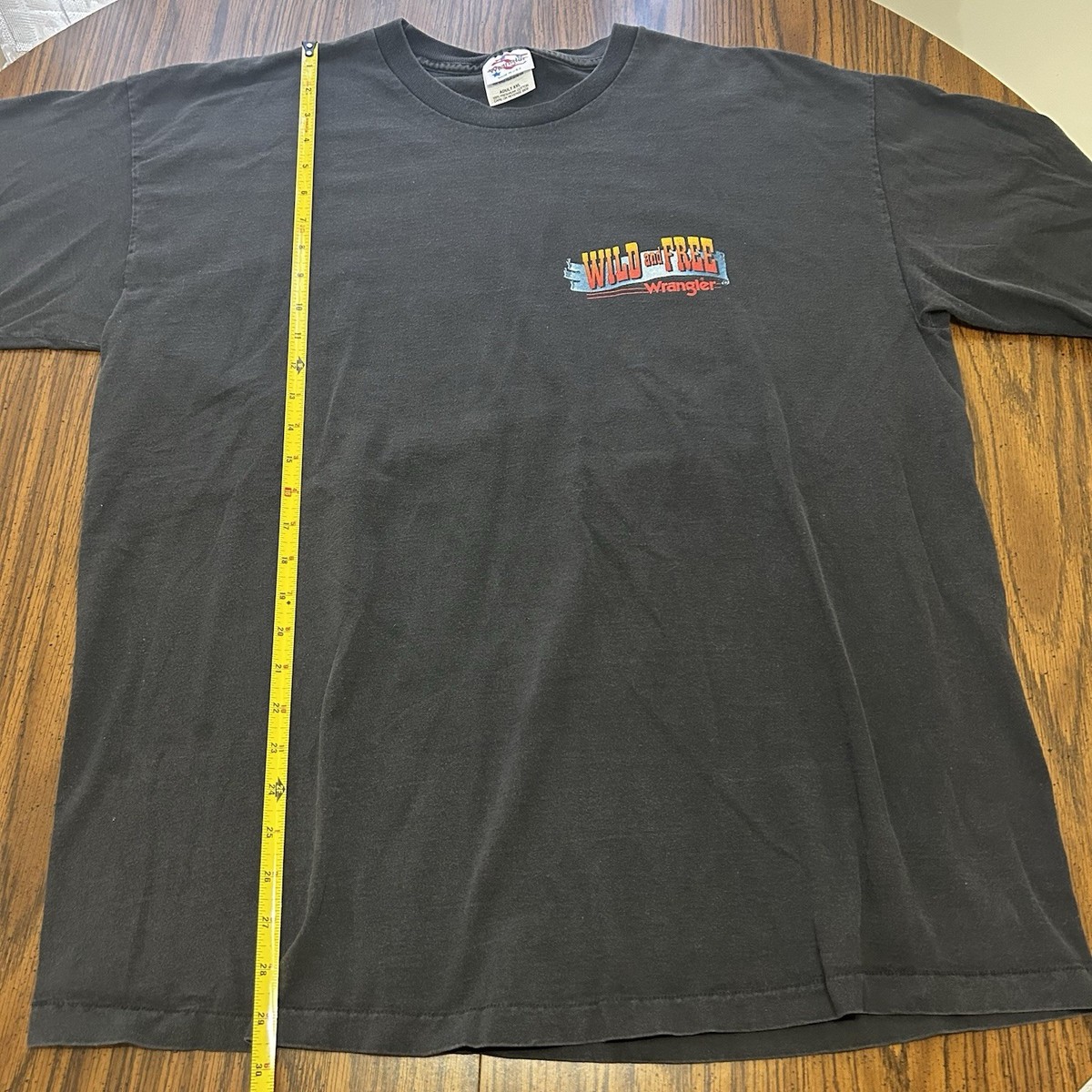 Vtg 90s Wrangler “Endangered Species” Faded Distress Shirt 2XL