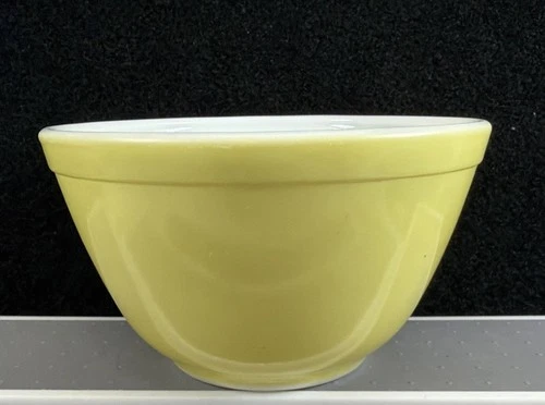 Vintage Pyrex Primary Colors #401 Yellow Nesting Mixing Bowl