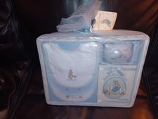 VINTAGE WORLD OF BEATRIX POTTER BASKET GIFT SET BIBS - PHOTO ALBUM - PIGGY BANK